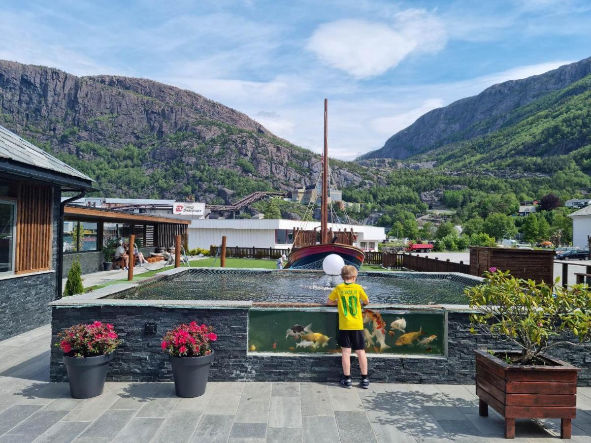 Bremanger Fjord Hotell Svelgen Exterior foto